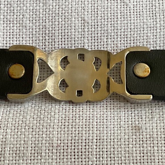 NEW Western Black Leather With Metal Medalions Adjustable Belt Size M/L NWOT - Picture 8 of 16